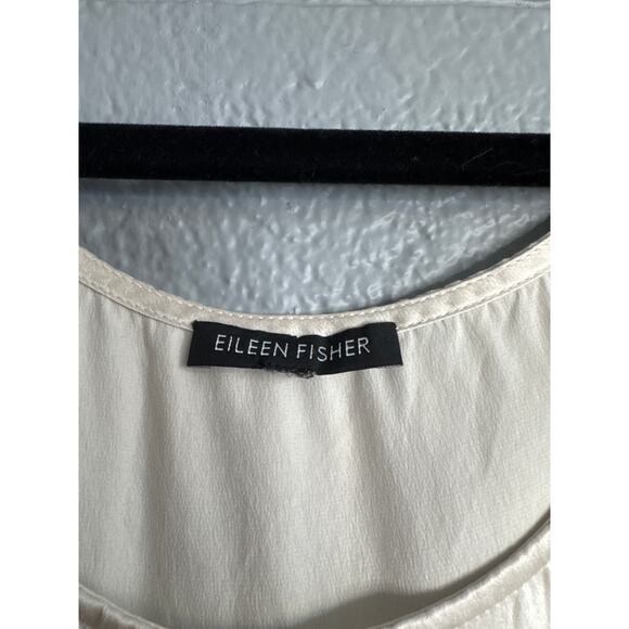 Women's Eileen Fisher Silk Georgette Crepe Top in Champagne Ivory size XS - Picture 3 of 5